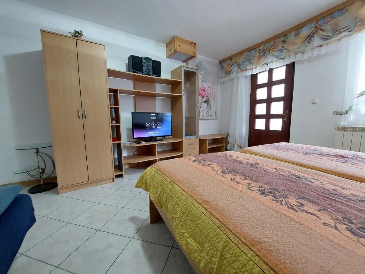 Apartments Denis Толмин Экстерьер фото